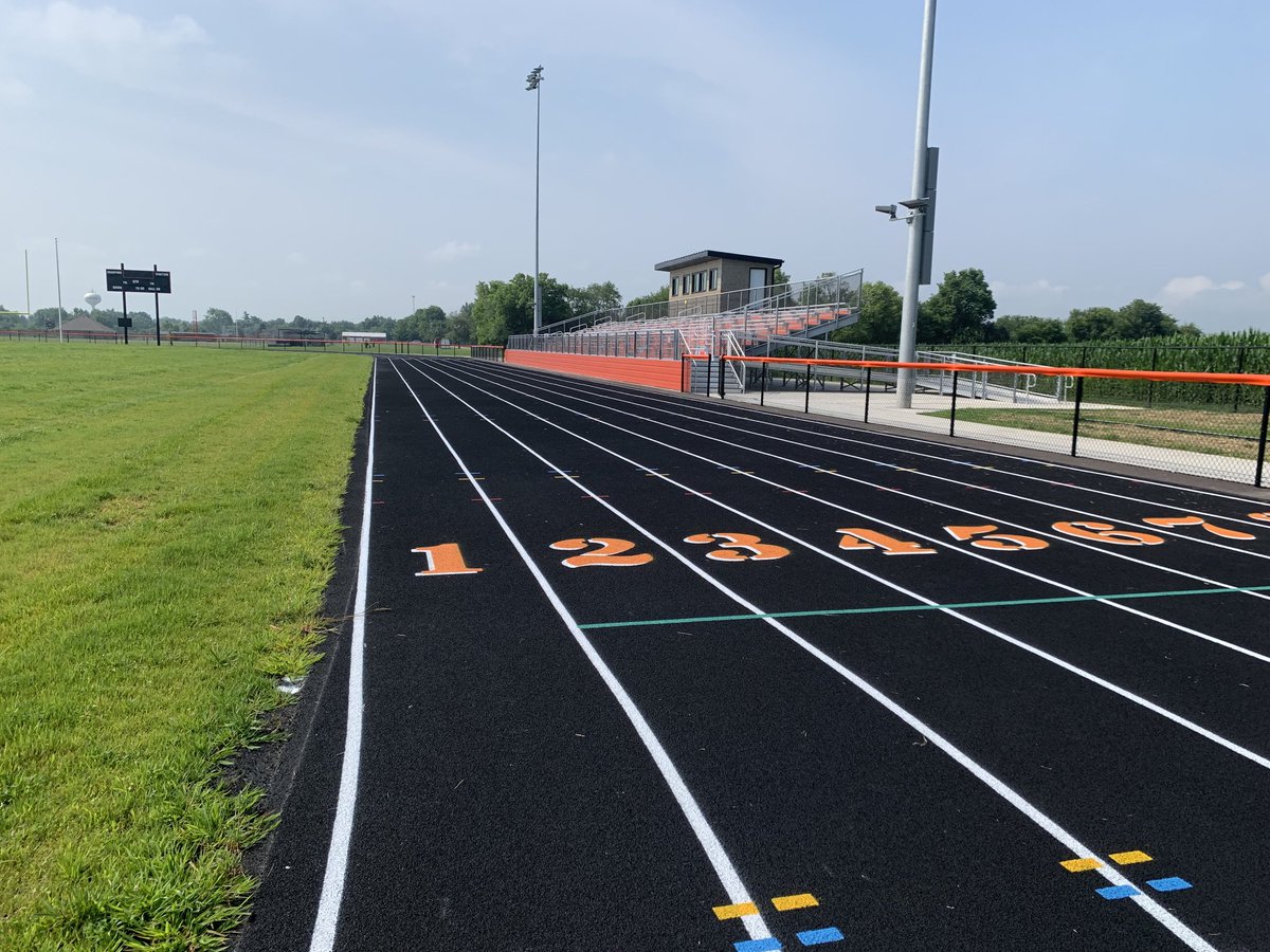 BradfordEVSD's tweet photo. The track is open for community use. Please wear appropriate footwear, pay attention to the signs and stay off the grass until we get it completely established. If there are students or a class on the track or construction, please share. Thanks and enjoy the great facilities! https://t.co/9gyOnJRjca