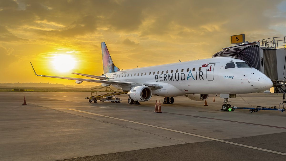 It was a day late due to weather, but new carrier BermudAir made its inaugural flight today BDA-BOS. ✈️ Once daily flights between the two destinations will continue six days per week.
📷: @qiandickinson