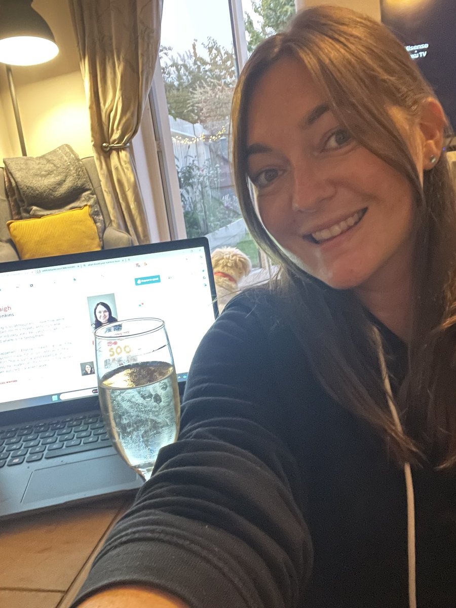 sophielflynn's tweet image. Well done to everyone involved in tonight’s #First500 finale 🧡 I was, as ever, watching from home with a glass of a Prosecco and a highly uninterested Nellie dog. A HUGE congrats to our fabulous winner, Monique allowing with If I Close My Eyes 🎉🎉🎉🎉