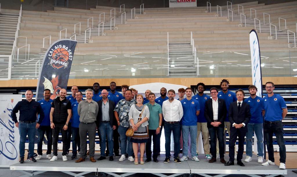 phdumont's tweet photo. 🏀 Bonne saison aux équipes du Calais Basket, dont les joueurs étaient présentés ce soir aux partenaires.

🐉 En N2 et en pré-national, vous représenterez partout en France la #circo6207 https://t.co/t4gBUmpmlt