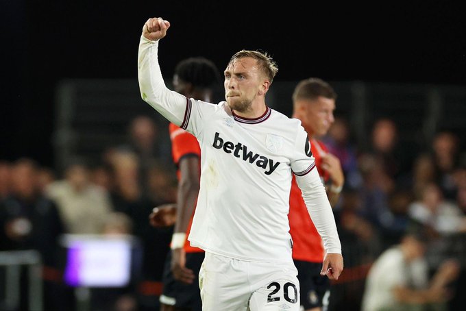 UTDIIRELAND's tweet image. HALF TIME 🚨

Luton 0-1 West Ham  

 #LUTWHU