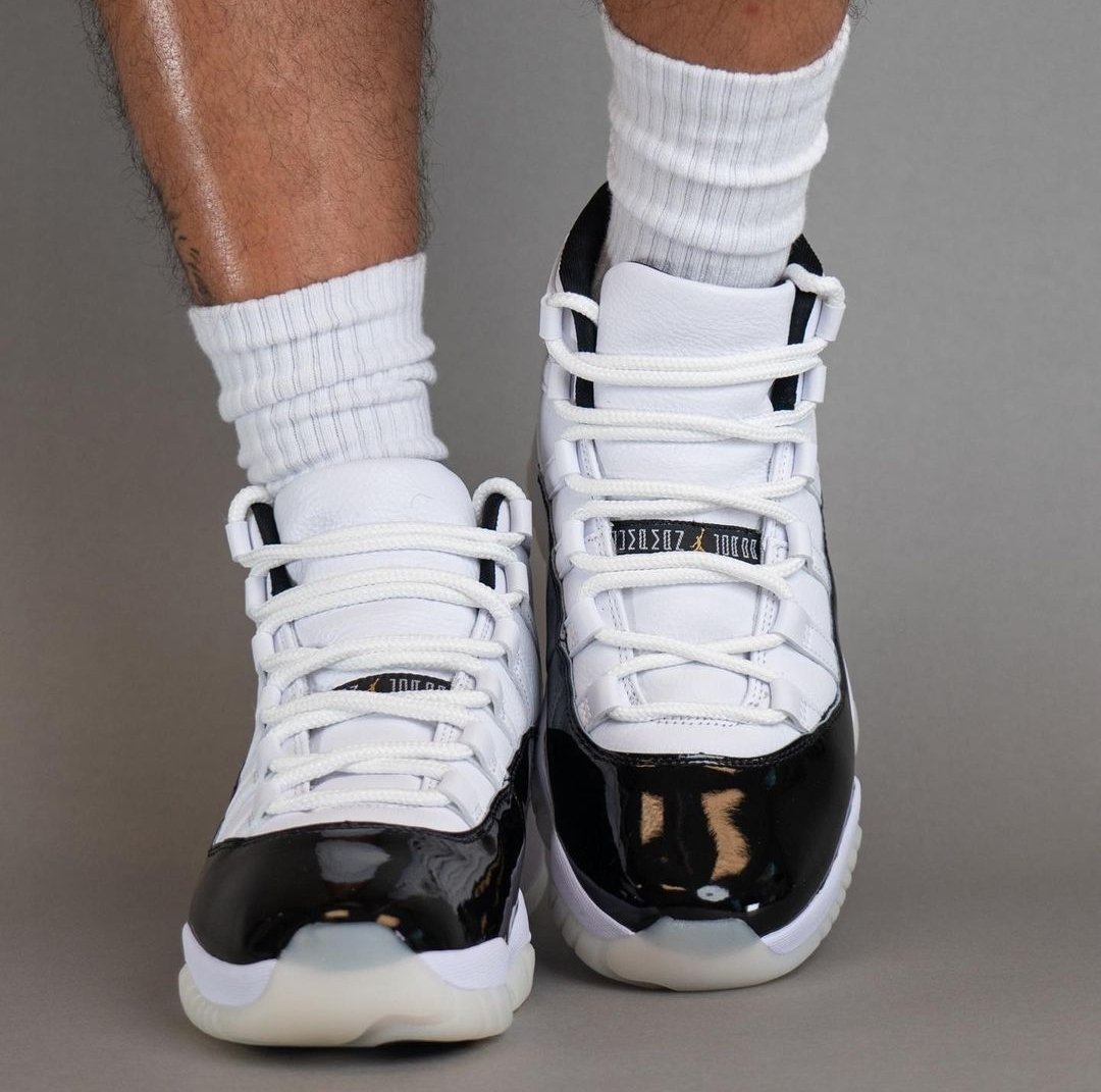 SneakerVisionz's tweet photo. On Foot Look Of The Air Jordan 11 Retro 'Gratitude' Releasing Dec. 9th 🏆 https://t.co/mrnCjwvhHY