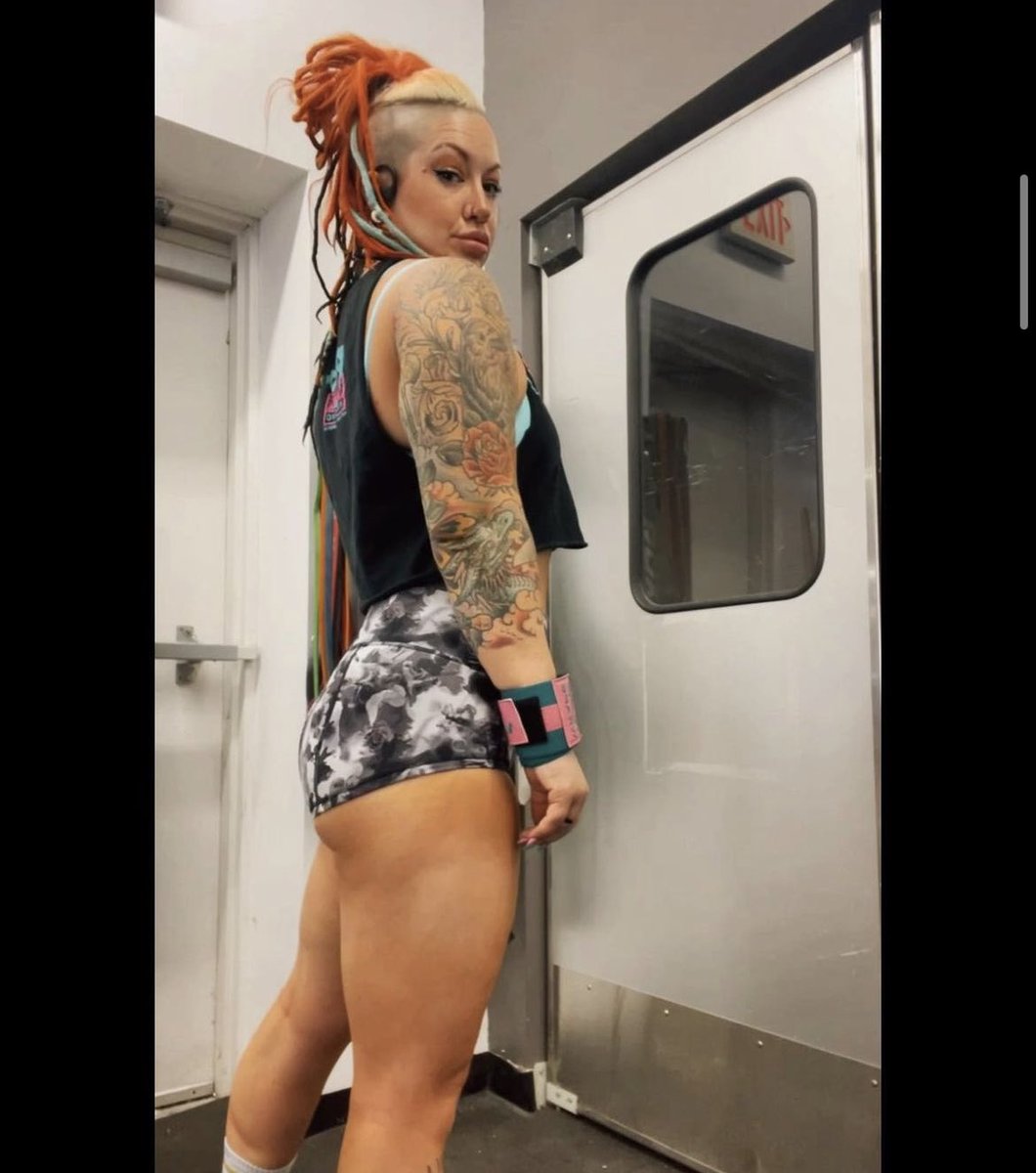 CHETGOBRRR's tweet photo. MORE POWER TO KICK YOUR FUCKING HEADS OFF 🥰 https://t.co/DHjXeb2NbZ