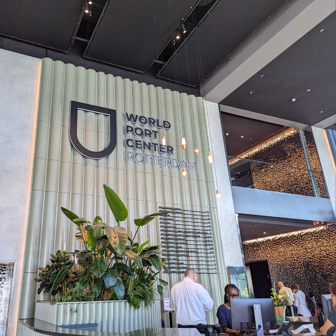 _TECTweets's tweet image. Our team recently visited The Netherlands to chat with Distro Energy, TSI Group, and @PortOfRotterdam about #gridreliability, #electrification, and #transactiveenergy. Read our Policy Director&apos;s top takeaways from the conversation on our website! ow.ly/nlyr50PGUPu