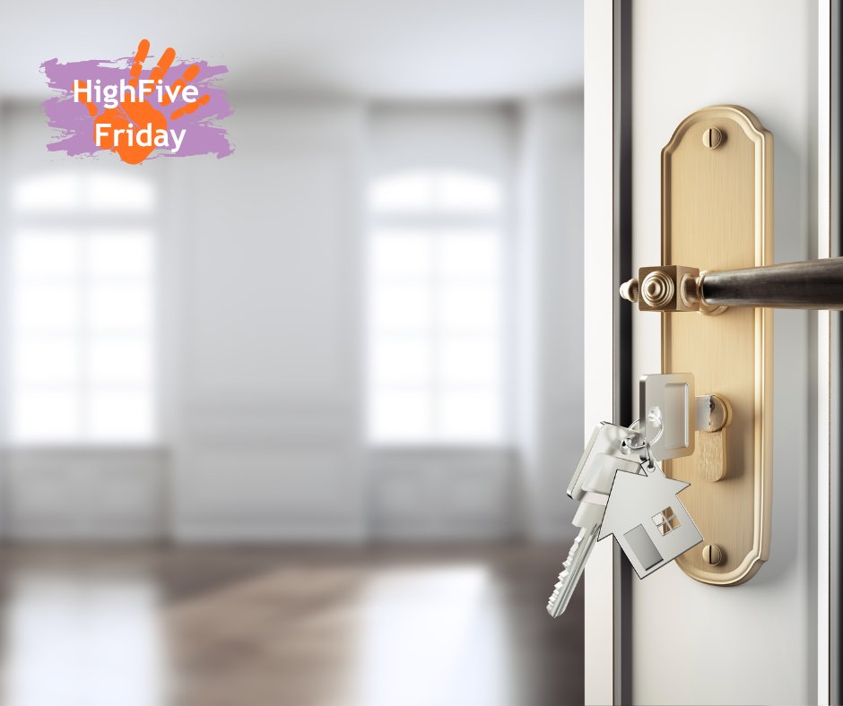 Join us on #HighFiveFriday in celebrating Tracy, who entered our Rapid Rehousing domestic violence survivor program, Haven of Hope, seeking to rebuild her and her children’s life. We are excited to share they found an apartment, & our team furnished their unit earlier this month!