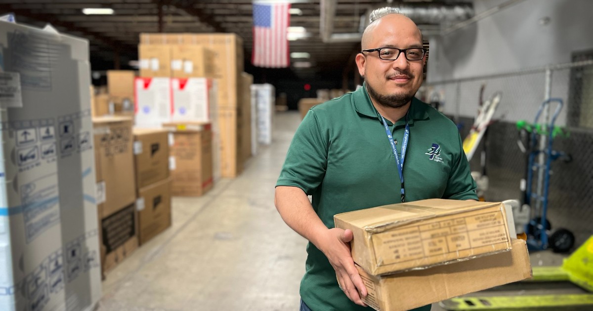 247Logistics_'s tweet photo. Cutting corners NEVER pays off. ✂️ Neither does choosing the other guys for your 3PL needs. 

Make the smart choice for your business by partnering with the delivery company with the PROVEN track record. 👉🏽 https://t.co/lKfXkwUczh

#247ExpressLogistics #3PLSolutions https://t.co/ZyHSlopCUq