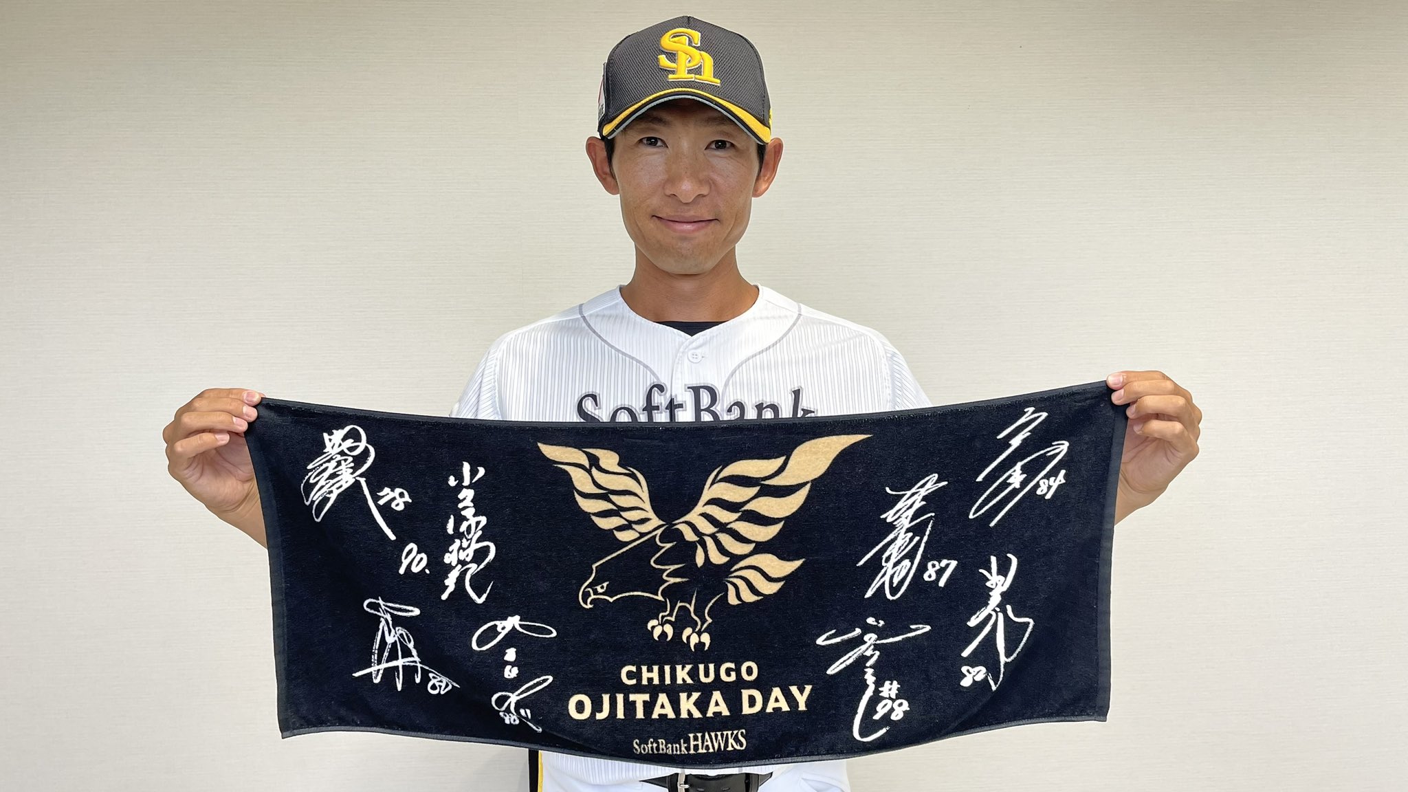 本多雄一選手(現コーチ) エルボーガード 本多雄一選手(現コーチ) エルボーガード - メルカリ