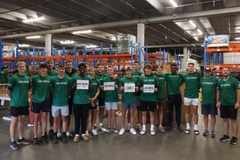 Beaver student-athletes helping in the <a href="/UW_Bemidji/">United Way Bemidji</a> Community Impact event packing food packs for the Backpack Buddies food pack program!
#GoBeavers #BeaverTerritory