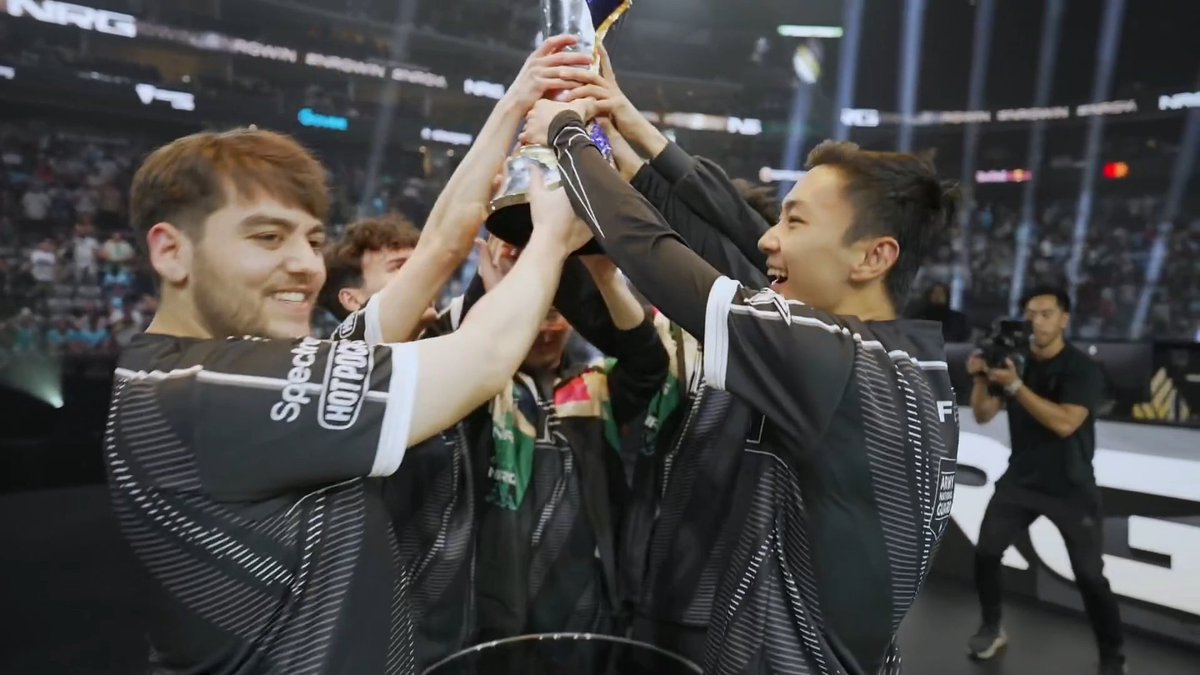 IN OUR FIRST SPLIT BACK

NRG LEAGUE OF LEGENDS ARE LCS CHAMPIONS #NRGWIN