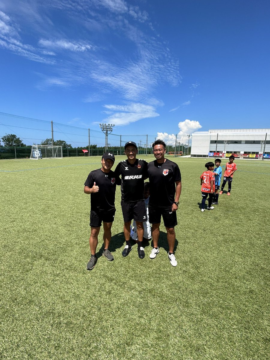 shiraaa23's tweet photo. かつての戦友、大沢親分とハルキに指導者として再会しました。
https://t.co/rT4CQVdhZo https://t.co/zTF3F48k4n
