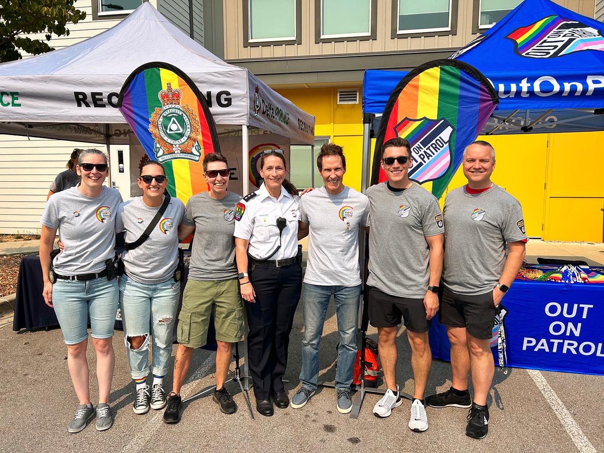 Out On Patrol🏳️‍🌈🚓 tweet media