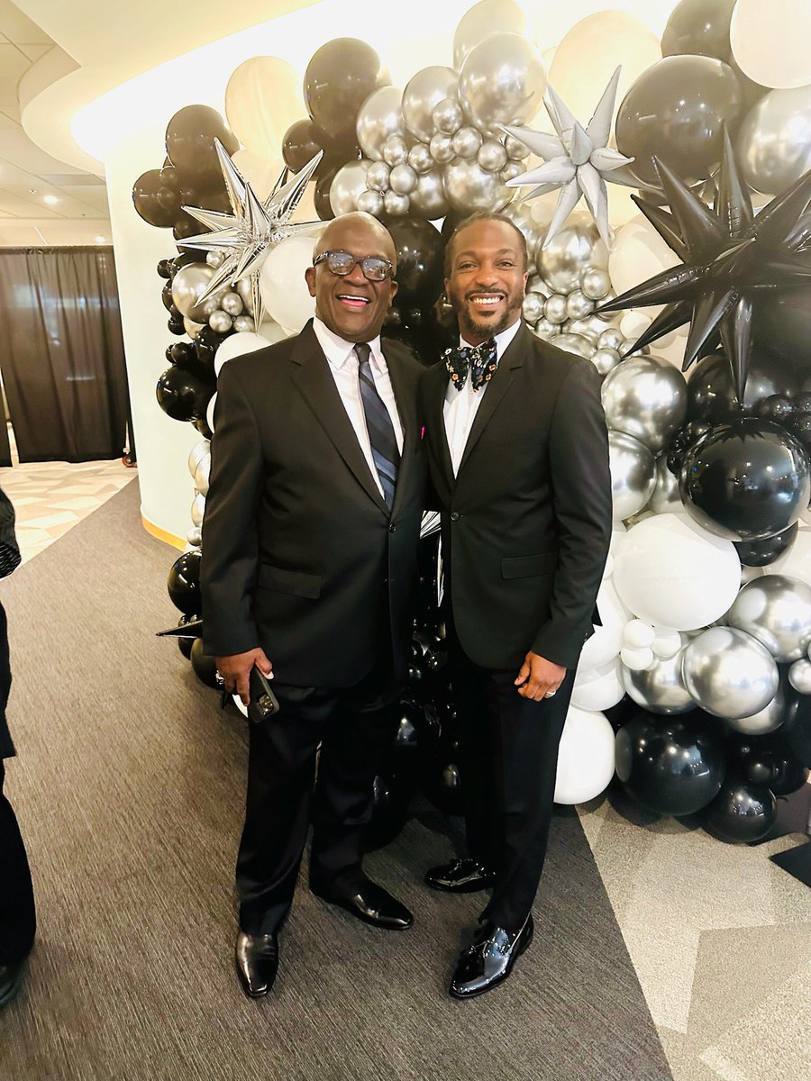 My dad was so proud! The State of Black Learning Conference 2023 - Pittsburgh, Education Excellence Award Honoree. Simply amazing! #SpeakBlackMan #ProfessorJBA #SBL 🎙️