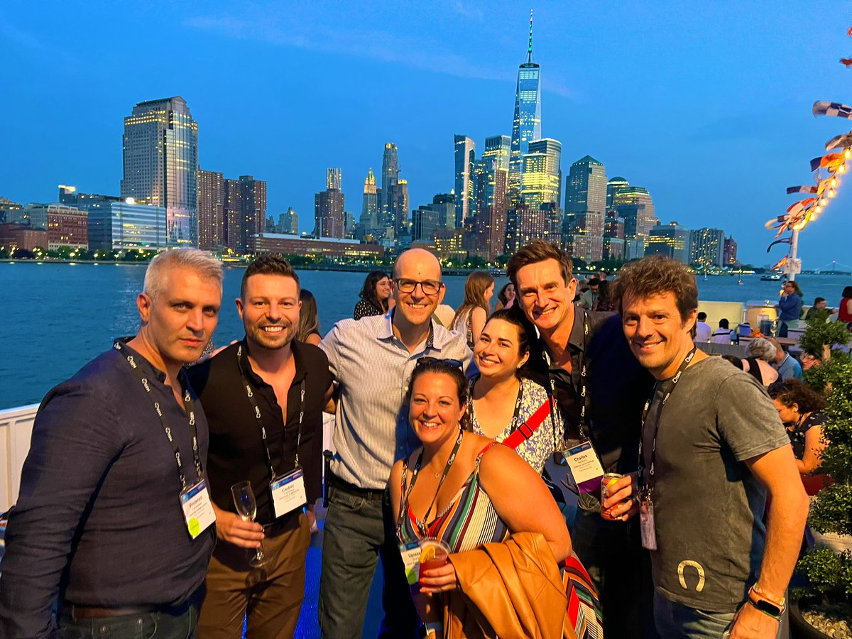 Tina Termini (@cterminiphd) on Twitter photo For the folks in the back… ISEH is THE BEST meeting for basic research focused on anything related to hematology. Such a welcoming and collaborative community! <a href="/SteidlUli/">Uli Steidl</a> <a href="/CalvaneseLab/">Vincenzo Calvanese</a> @CedricSTremblay <a href="/VanessaScanlon/">Vanessa Scanlon</a> <a href="/charles_debock/">Charles de Bock</a> See y’all in Chicago in 2024 ♥️ 🩸 #ISEH2023 For the folks in the back… ISEH is THE BEST meeting for basic research focused on anything related to hematology. Such a welcoming and collaborative community! <a href="/SteidlUli/">Uli Steidl</a> <a href="/CalvaneseLab/">Vincenzo Calvanese</a> @CedricSTremblay <a href="/VanessaScanlon/">Vanessa Scanlon</a> <a href="/charles_debock/">Charles de Bock</a> See y’all in Chicago in 2024 ♥️ 🩸 #ISEH2023