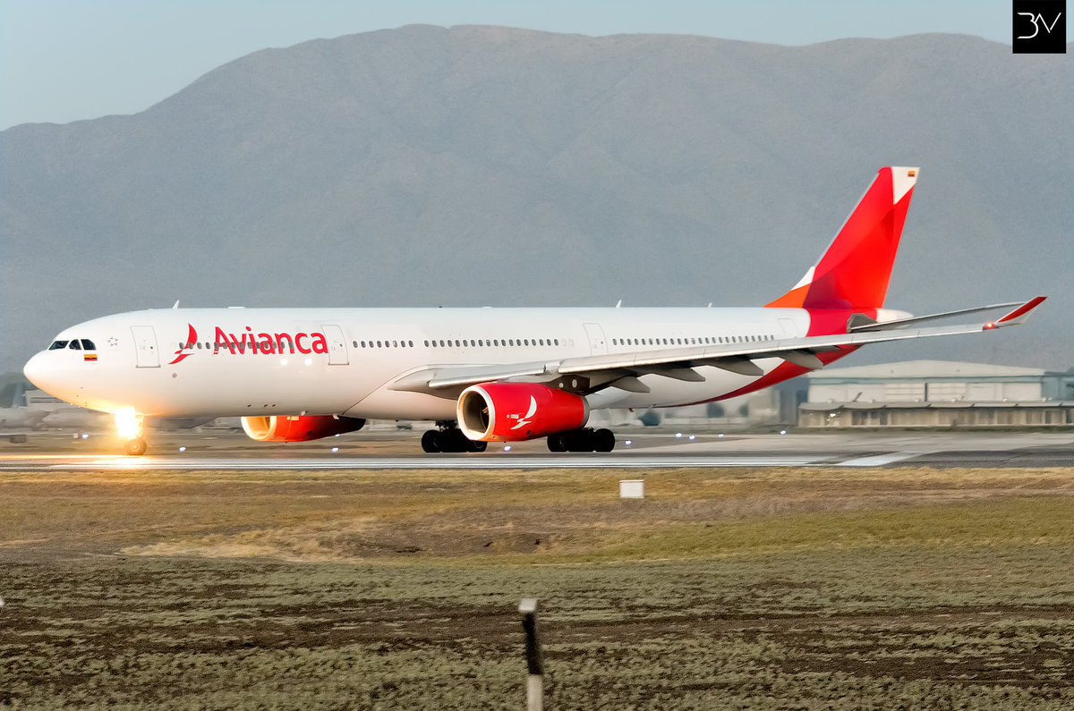 beckeraviation's tweet image. Airbus A330-343
Avianca
N803AV
Santiago, Chile (SCL/SCEL)

16/03/2019

#spotterschile #A333