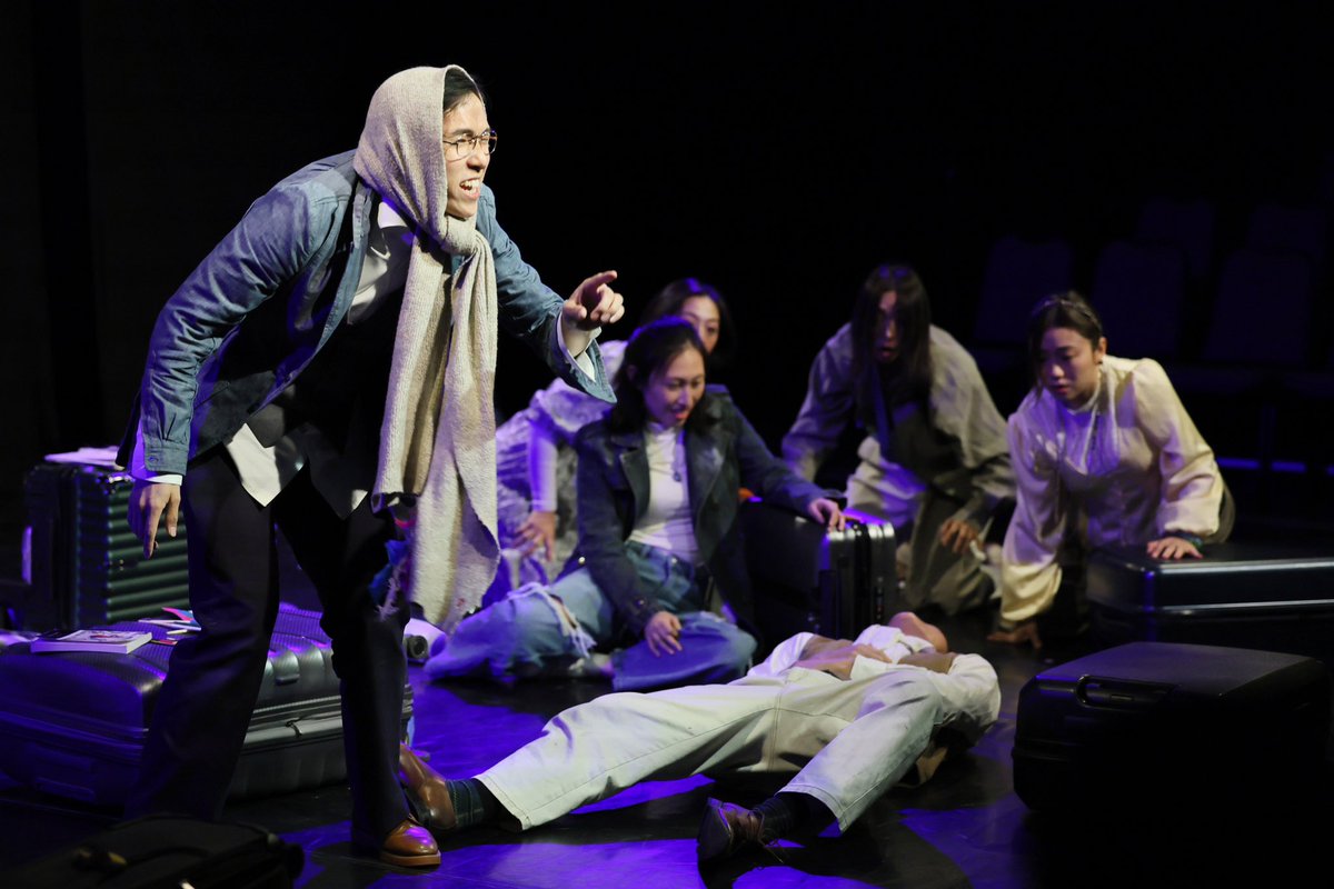 ImaCollab's tweet photo. We’re halfway through our run in Edinburgh! If you’ve come to see the show and loved it, why not leave us a review on the Fringe website?

Photo credit:Cheung Chi Wai

📅20-26 Aug 18:50
📍 @thespaceuk 

#edfringe #edfringe23 #thespaceuk #edinburgh  #edinburghfringe #fillyerboots https://t.co/5RrEOdN5Tv