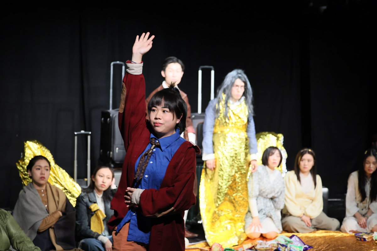 ImaCollab's tweet photo. We’re halfway through our run in Edinburgh! If you’ve come to see the show and loved it, why not leave us a review on the Fringe website?

Photo credit:Cheung Chi Wai

📅20-26 Aug 18:50
📍 @thespaceuk 

#edfringe #edfringe23 #thespaceuk #edinburgh  #edinburghfringe #fillyerboots https://t.co/5RrEOdN5Tv