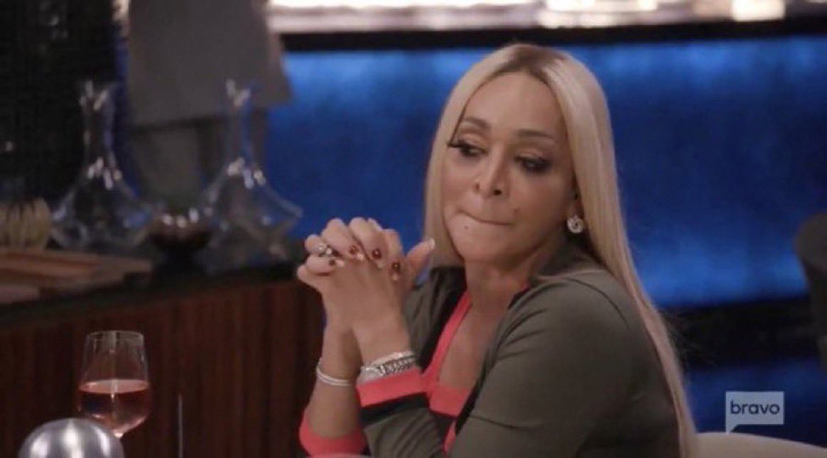 anseldeangelo's tweet photo. Now, I find it very interesting how we’ve managed to see MARLO go on dates, MARLO-centered drama, and now MARLO and her charity event/business, but somehow we didn’t get this overall life view for the OTHER girls too. What’s up with that, production? #RHOA 🍑 https://t.co/GLKdIh29mK
