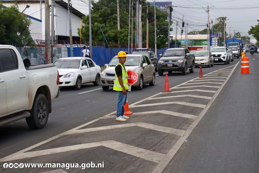 alcaldia_mga's tweet photo. 📌Iniciamos la señalizacion de los puntos de desvío habilitado en Carretera Norte.

‼️Siendo las rutas de desvíos: https://t.co/cGJFXf8sRM