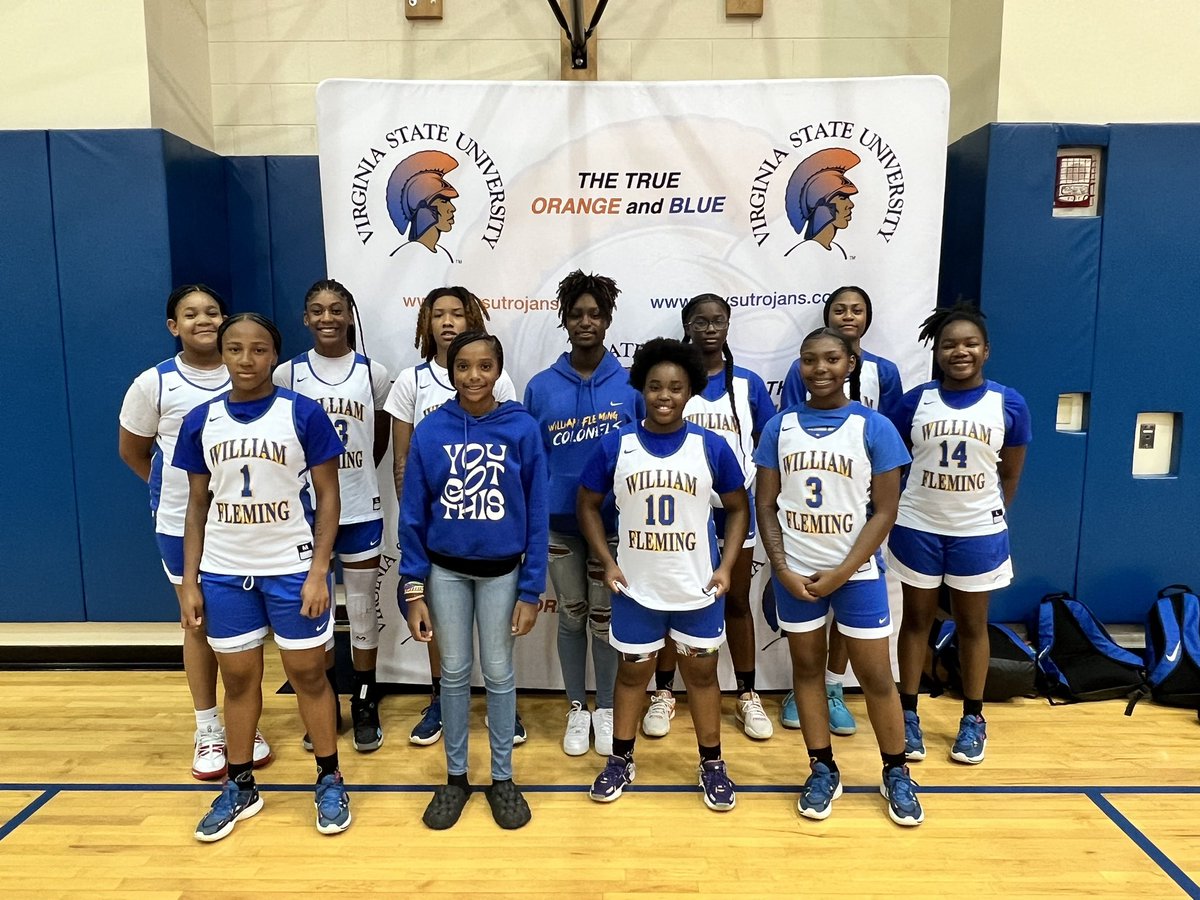 #LadyColonels had a good day playing in the 🟠VSU🔵 #teamcamp today! Thanks to the coaches and players for the hospitality & tour! 💙💛⛹🏽‍♀️@coachwilson7777 @WFAthletics @KevHarris_