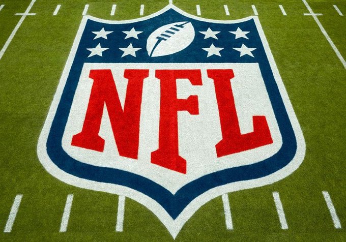 PopTingz's tweet photo. Miley Cyrus is rumored to headline the next Super Bowl. https://t.co/4xzv4dZRsq