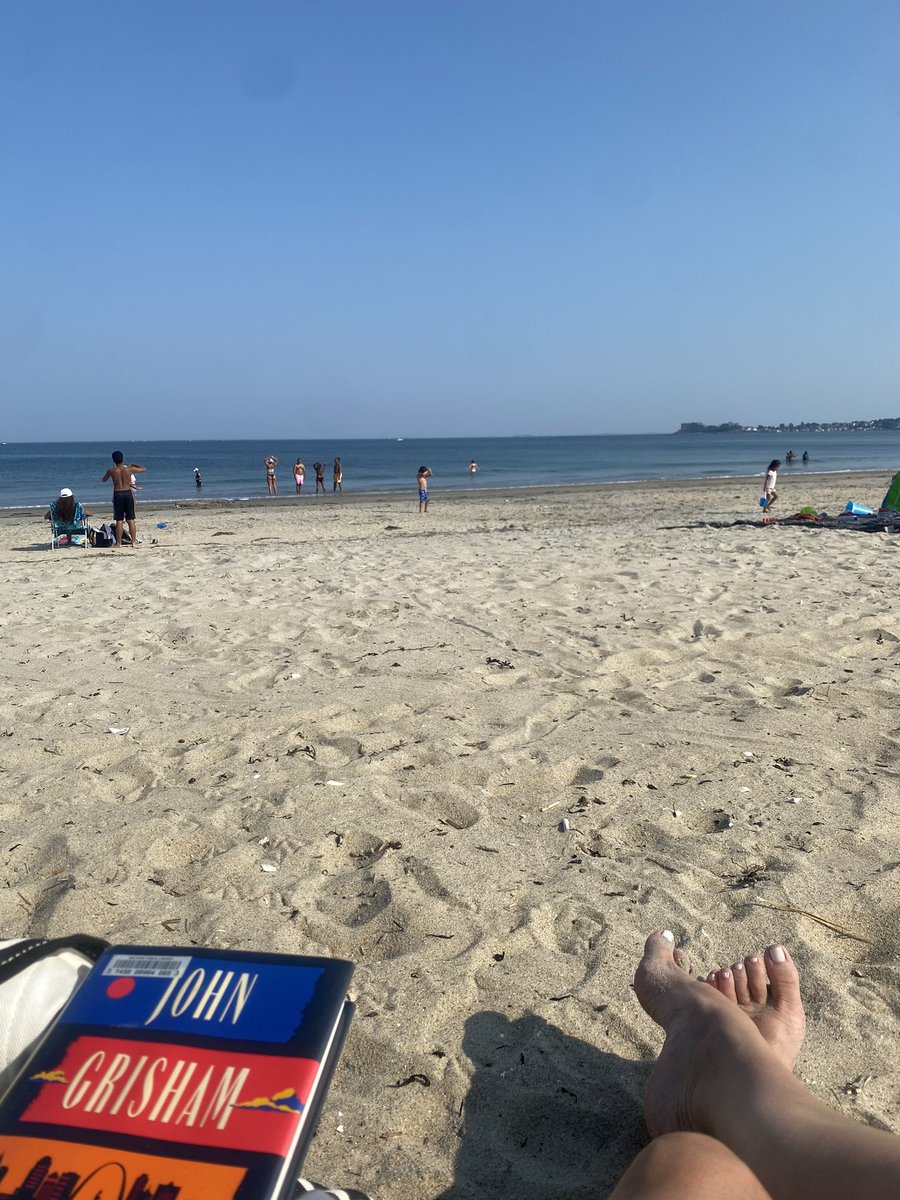 jillrt's tweet photo. Have been working a lot this weekend and there is still SO much to doโฆbut giving my self a โtime outโ at Revere Beach just to unplug for an hour. #SoakingUpSummer #SelfCareSunday https://t.co/H9FB42lpCI