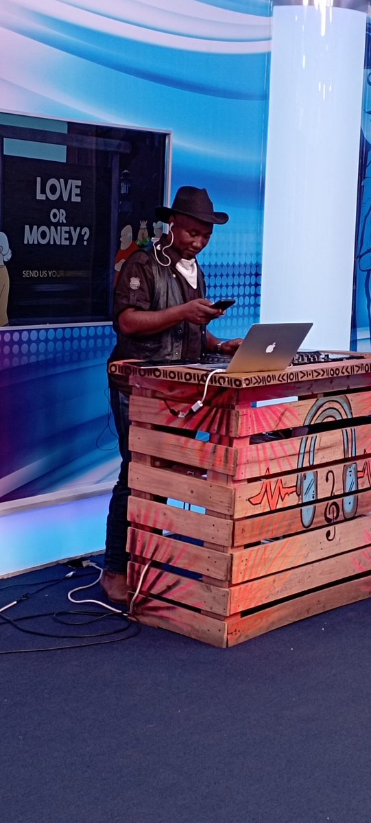 "Being present doesn't mean that you're giving love"- <a href="/DjRomAce/">Dj Rom-Ace™</a> 

#TV47CountryRide
<a href="/tv47ke/">TV47🎞</a>
@Tv47R