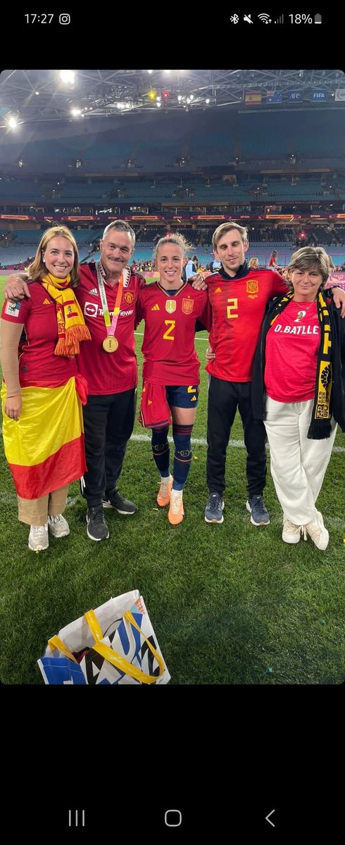 Enhorabona a les Campiones del Món i en especial a la vilassarenca <a href="/OnaBatlle/">Ona Batlle</a> i família!! ⭐️ 
#VilassardeMar #MundialFemenino #Mundial2023 #Sidney