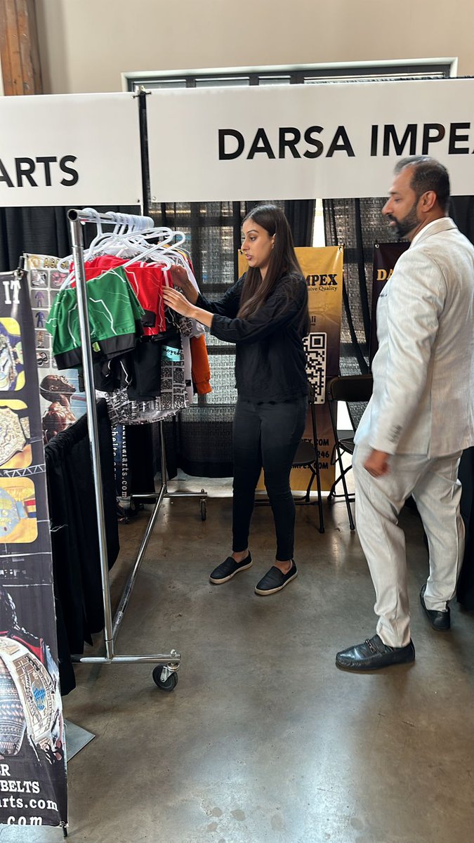 Darsa_impex's tweet photo. Darsa Impex - Unleashing Creativity at Expo 2023 Canada! Elevate your style with our bespoke clothing solutions. From design to fabric, we craft your vision. Join us at the Expo 2023 and experience the future of fashion firsthand. #Darsa #expo #Canada #fashion #pwcta #ENGESP https://t.co/M60q9ANTGO