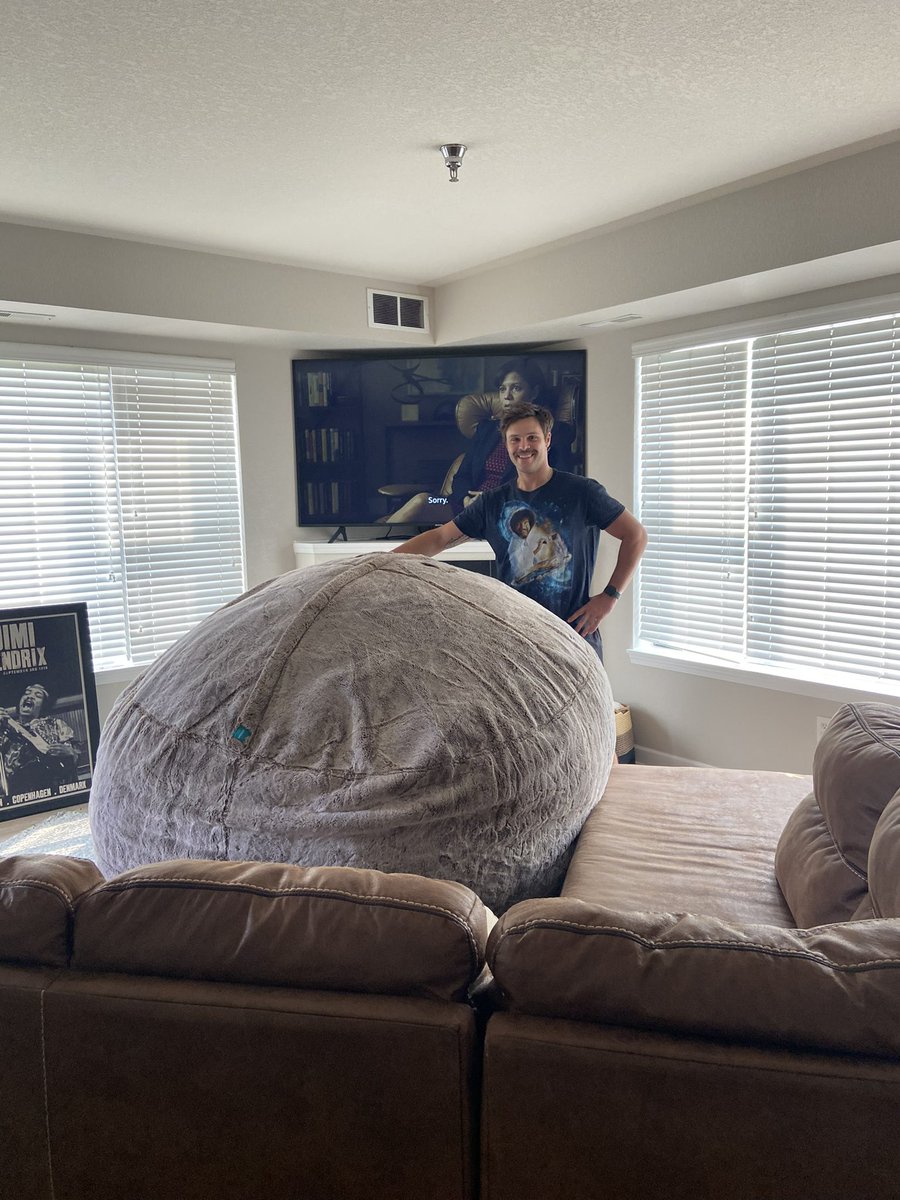 Gausmus47's tweet photo. Won’t be moving from the lovesac for the rest of the day. Look how big this puppy is. It’s obnoxious, such a stupid purchase but I also love it at the same time. Bobby Ross and a bean bag. Am I a hippie? No shot, just a Jimmy Beautron. https://t.co/YsGjgRlLHS