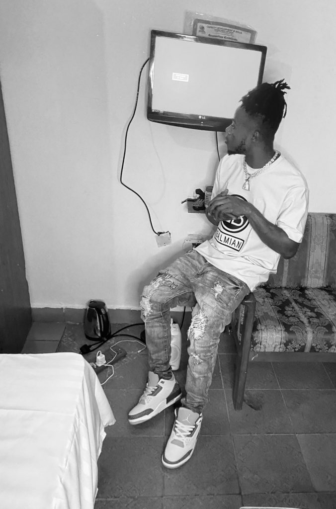 pascalrapsberry's tweet photo. May God heal the broken bones🙏
#BBNaija #earthquake #ENGESP #FIFAWomensWorldCup #InterMiamiCF #InterMiamiCF #Luna25 #Messi𓃵 #WorldCupFinal #الهلال_الفيحاء #世界中が朝光に恋してる病 https://t.co/YJk6VDYy6a