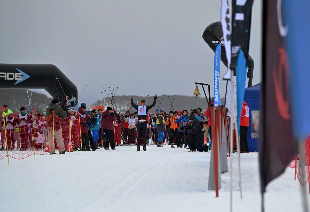 Vivimos una nueva edición de la Marchablanca / Ushuaia Loppet, el tradicional evento de esquí de fondo que cada año se realiza en el Valle de Tierra Mayor.

¡Tierra del Fuego es emoción a primera vista! 📷🤳

¡Hacete #FanDeLaNieve del Fin del Mundo! ❄️❄️❄️

#Ushuaia #FinDelMundo