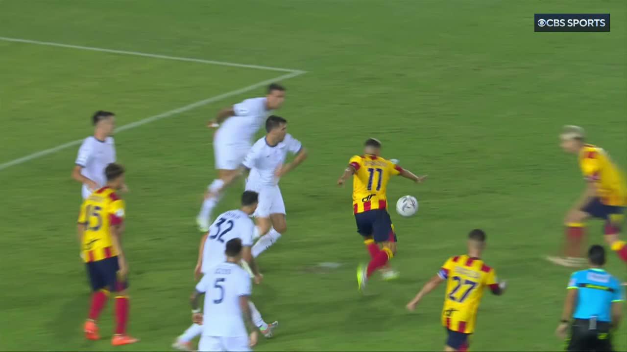 A QUICKFIRE DOUBLE!Federico Di Francesco makes Lecce fans erupt! 🤩