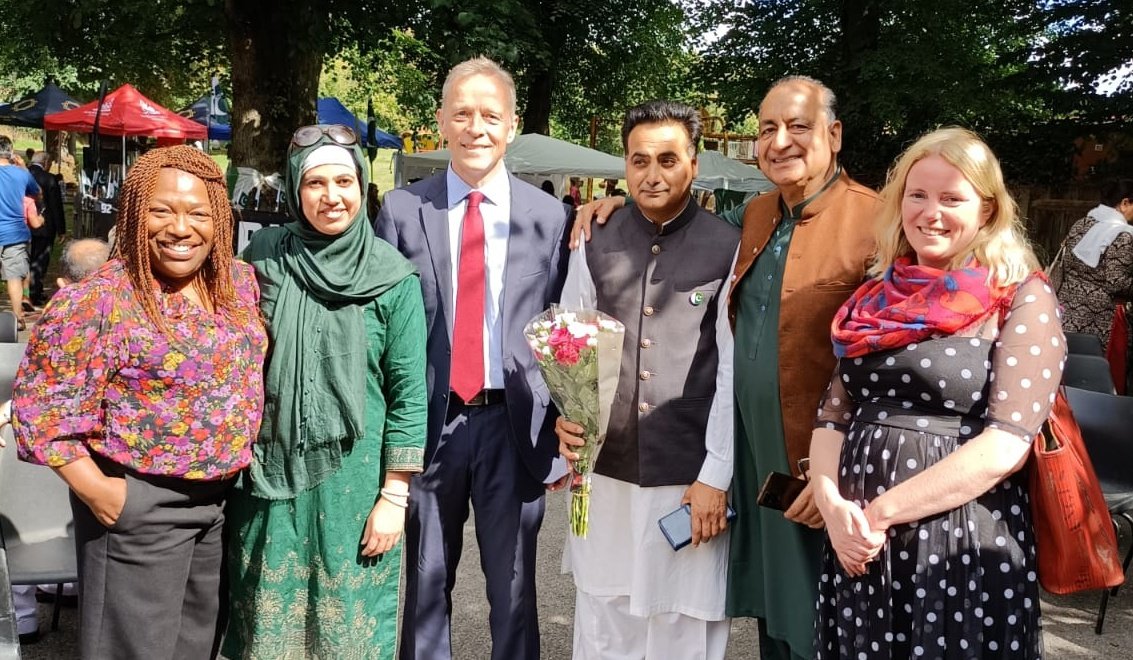 RachelEden's tweet photo. Lovely to see so many friends from across the community at today's Pakistani Independence Day event including many of us from @reading_labour  @WoodleyLabour and @Earley_Labour #community https://t.co/L2k2Q65Xch