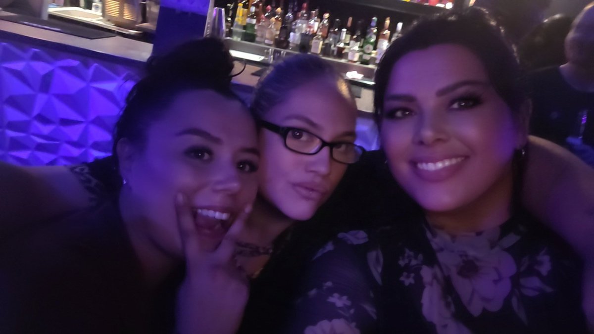 ItsMrsBushi's tweet photo. Celebrating my aunts 50th was so fun. After months of secrets, the party pulled off and she was so happy. Seeing these guys was great ❤️ https://t.co/BGaAvvycVy