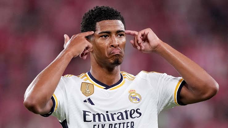 BusinesIdeaboss's tweet photo. Real Madrid is a club side that knows how to do business well! They will never let you go until you exhaust your prime there. That's why no player plays more than he played in Madrid. @realmadriden @business @LaLiga @BellinghamJude @PsychToday https://t.co/D8Al2BrVW8