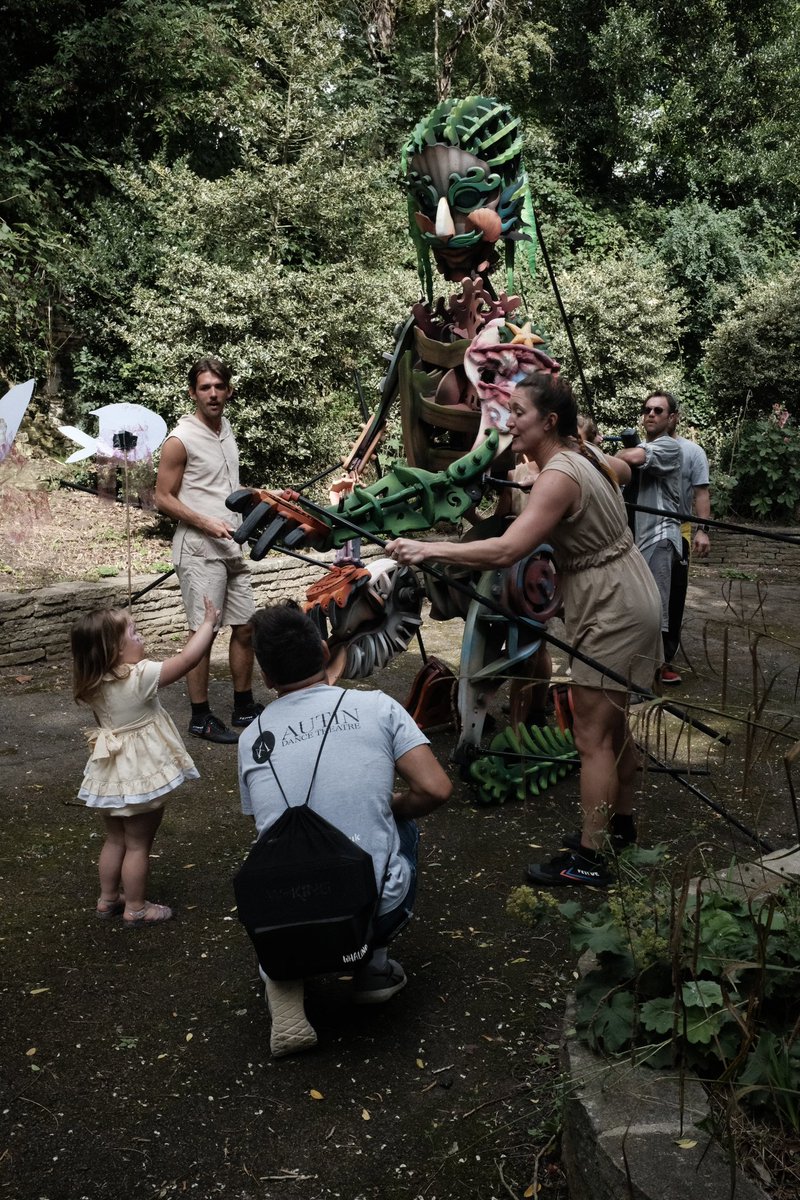 sallylockey's tweet photo. My feet hurt, I've been bitten by alllll the insects &amp; the tooth fairy hasn't been at home to do her job. BUT my 🩷 is full. I love everyone of these amazing people. What joy we brought. Thank you to everyone involved with @RightUpRStreet ‘s Into the Park event #createyourplace https://t.co/7Zg6FXWAHl
