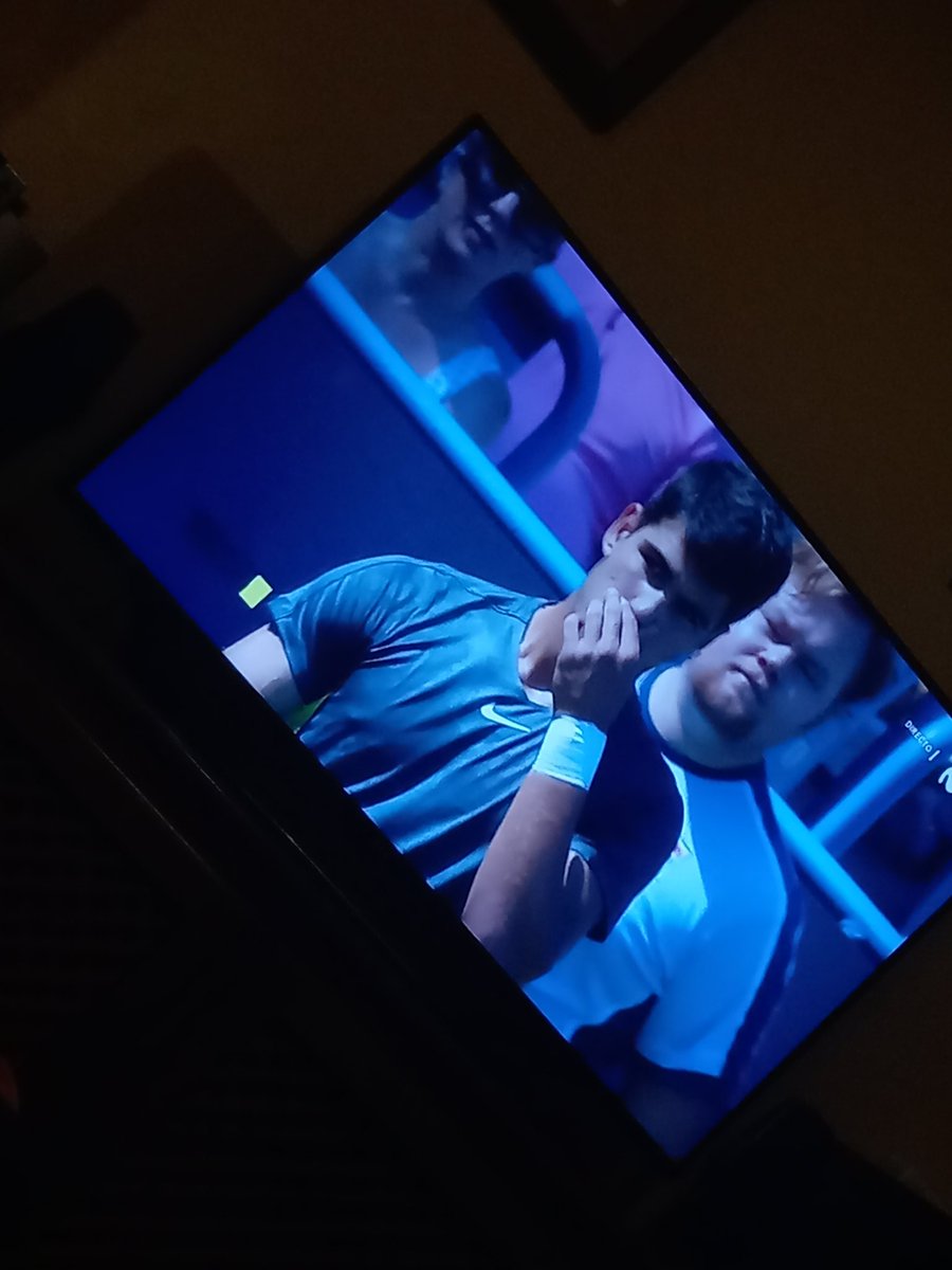 Qué hace <a href="/IbaiLlanos/">Ibai</a> recogiendo las pelotas de Carlitos? #CincinnatiOpen #djokovialcaraz