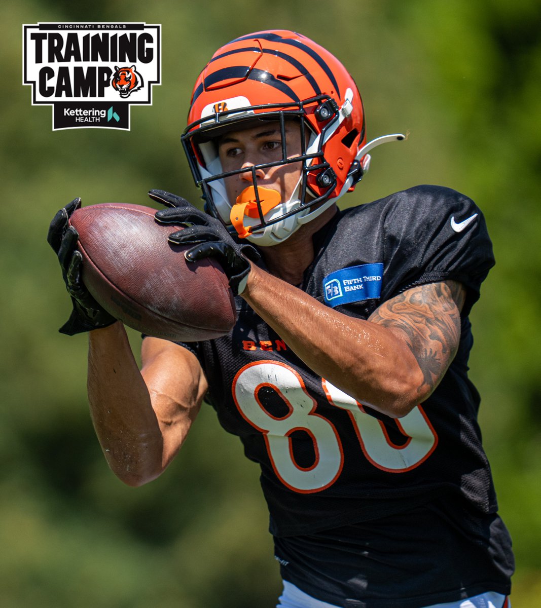 Bengals's tweet photo. A strong Sunday 💪

#BengalsCamp | @KetteringHealth https://t.co/qDTI6noXWd
