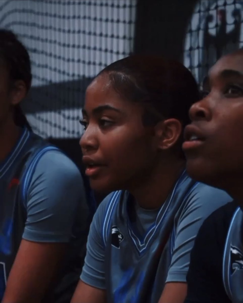 Kali_SaS_'s tweet photo. There’s a new comer in Southern California by way of Roosevelt High in Corona California…. Mylah Lewis averaged 19.6 PPG, 3.8 RPG, 1.5 APG, and 1.5 SPG in the summer….with 2 years to play she will be a sight to watch… Tune in!! #kalistars #kalistarsandscholars https://t.co/g8xpJh2fiA