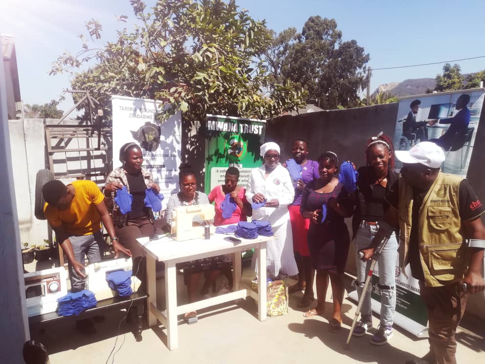 ChipoyiMolin's tweet photo. Tariro Foundation of Zimbabwe and Mwana Trust making reusable sanitary ware,for vulnerable girls https://t.co/Sy1MpaLsiT