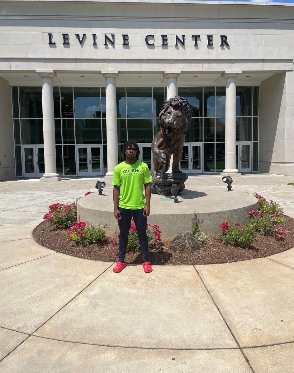 Enjoyed being at <a href="/queensMBB/">Queens (N.C.) Men’s Basketball</a> camp today. Thank you for the invite. <a href="/BlythewoodBBall/">Blythewood BBall</a> <a href="/CPBFamily/">Carolina Pressure Basketball</a>