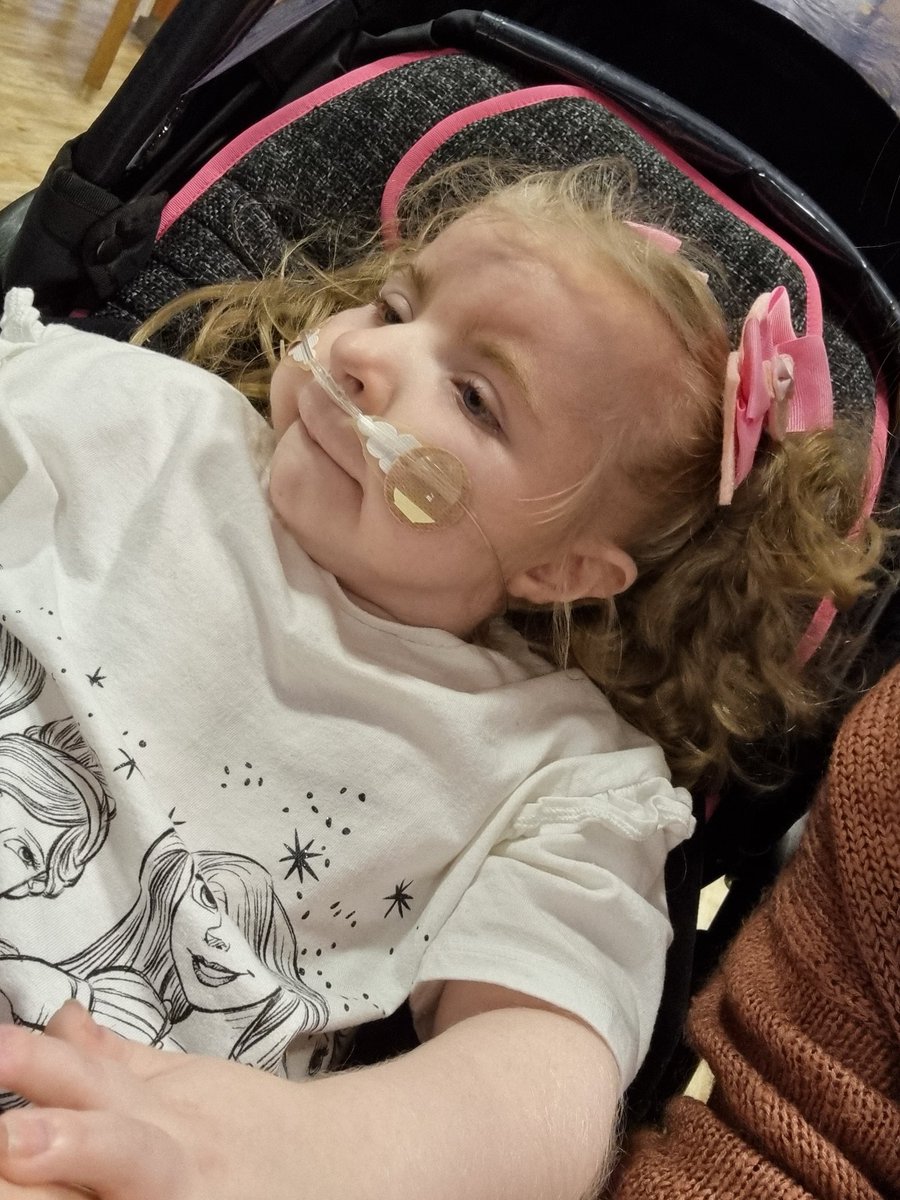 SophieFrances11's tweet photo. When the chicken dance comes put because she wants bubbles. Thank you @jumpcharity for an amazing afternoon 🥰💖
#jump #jumpcharity #bubbles #chickendance #palliative #memories https://t.co/FKzbs5R6SP