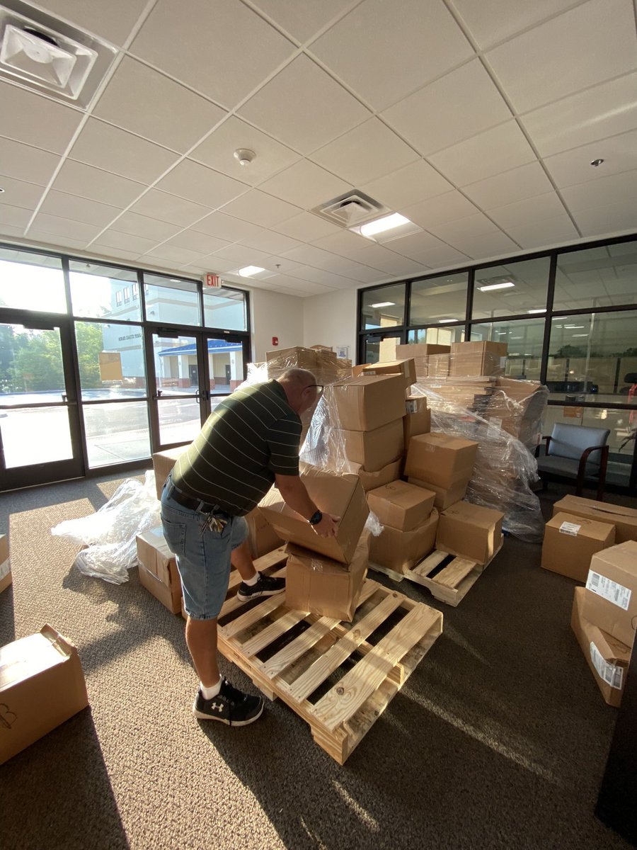 Every inch of our campus is sparkling as we prepare to welcome staff back tomorrow! Endless appreciation for our incredible custodial team who have wrapped up another summer of going above and beyond every day!!