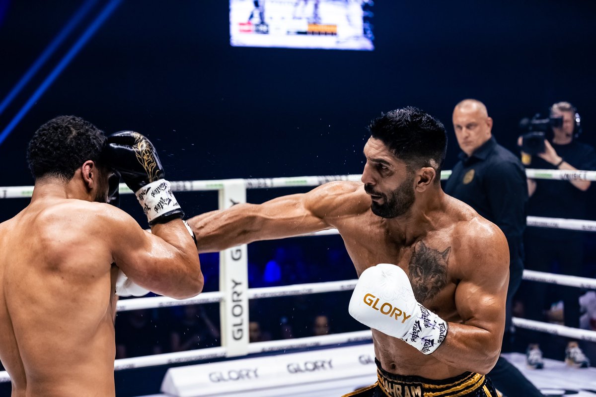 GLORY_WS's tweet photo. Bahram Rajabzadeh is scary good 😳 #GLORY87 https://t.co/83yr8XYZCU