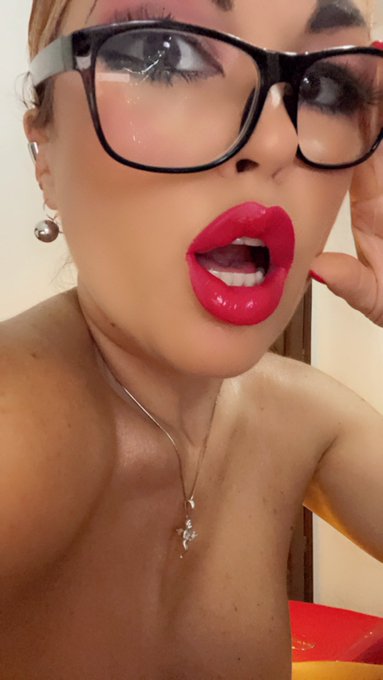 On in 30 min #hot #naughty https://t.co/RZrbh428On<a href="/tag/hot"class="tags">#hot</a><a href="/tag/naughty"class="tags">#naughty</a>