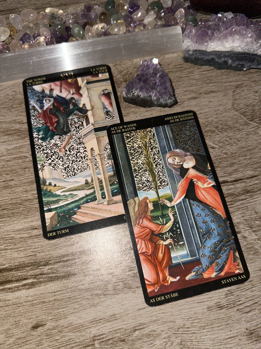raftarot's tweet photo. ⋆˙câncer • ♋︎

você passou por momentos que te sensibilizaram muito nesses últimos tempos; gatilhos emocionais, traumas, repetições de ciclos tóxicos, situações te consumindo, rotina desgastante... a coisa não foi fácil.

e mesmo que você pense o quanto as coisas ficaram "destruídas", na verdade é uma "destruição" que vem pro bem; é uma reestruturação. as coisas saíram do lugar, tá tudo uma bagunça, eu sei. mas é com o intuito de você organizar tudo de uma maneira extremamente melhor agora.

é um reajuste, reorganização, mudança.

retire de perto tudo aquilo que já te fez mal. se algo/alguém já te machucou, não abra a porta do seu coração para essa situação novamente, você sabe qual vai ser o resultado; o mesmo de sempre.

agora que as coisas estão totalmente fora do lugar, o que acha de reconstruir tudo de forma diferente, com coisas diferentes, com ciclos novos? porque é isso que está em seus caminhos. você terá a chance de agir diferente e escolher caminhos diferentes, faça a escolha certa. e o caminho certo é em frente, se retirando de tudo que tirou a sua paz.