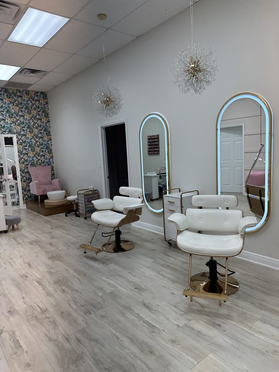 percahontass_'s tweet photo. Introducing #ACETHETICS- your one stop shop for all your beauty needs 🌸🫶🏼 https://t.co/Dwg48UgjGM