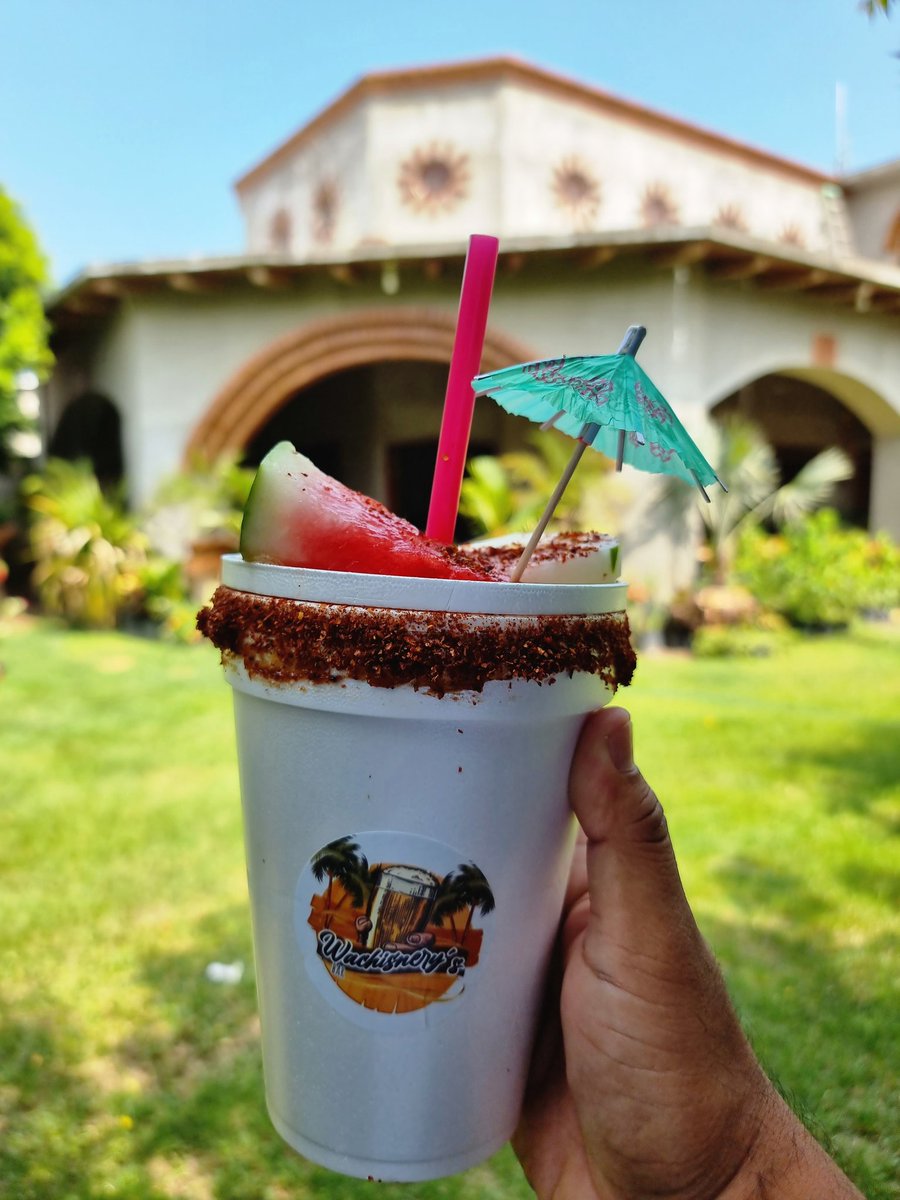 matuscar's tweet photo. Una pal' antojo! #DomingoDeMicheladas #SFI https://t.co/eH1U5zytO7