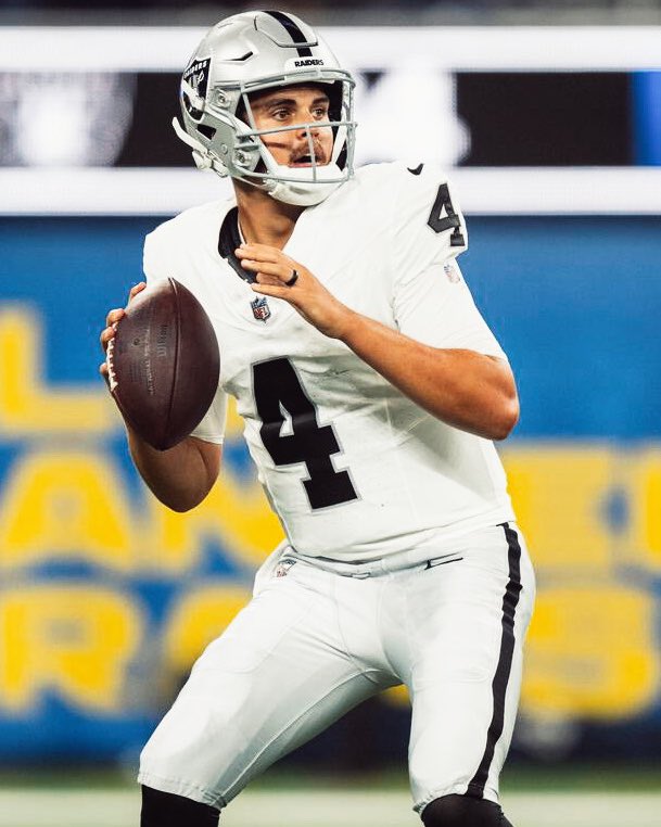 PFF_College's tweet photo. Raiders QB Aidan O'Connell this Preseason:

🎯 93.1 PFF Grade
🎯 72% Completion Rate
🎯 3 TDs | 0 INTs https://t.co/koNSsaDvpy