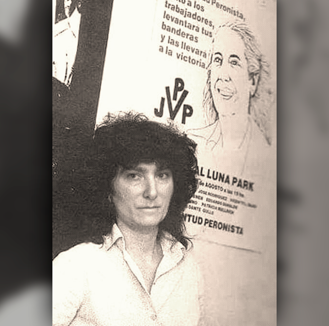 dibujites's tweet photo. ¿Sabías que durante su juventud, y bajo el alias de "Carlos Serrano", Javier Milei fue parte de la Juventud Peronista, y reivindicaba a Montoneros? ¿Ese es el presidente que quieren los argentinos? 🤔 https://t.co/kUZpdncVTE
